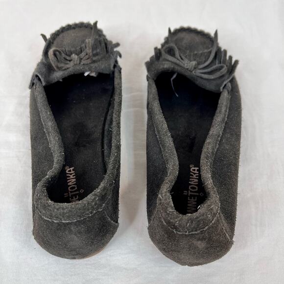 Minnetonka Kiltie Moccasin Womens 8.5 Gray Suede Leather Slip On Driving Shoes - Picture 4 of 9